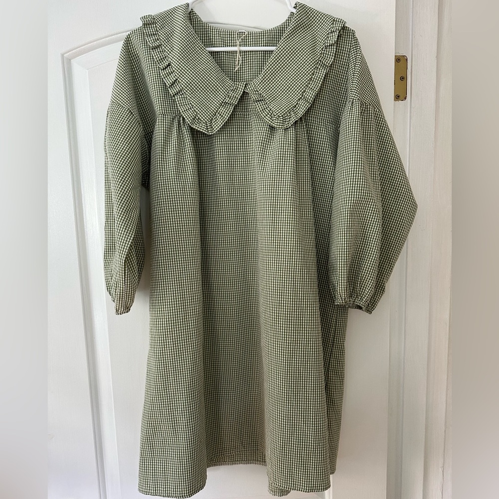 Green dress